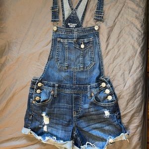 Women’s Jean overalls.